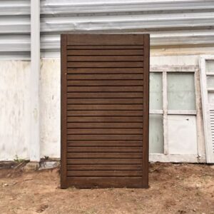 Folha de janela de madeira com veneziana cega - 78,5 x 137,5 cm