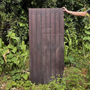 Peça de madeira tipo calha mexicana - 60 x 132,5 cm.