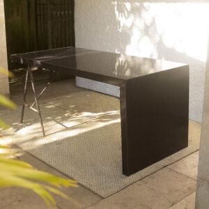 Mesa de embutir com um pé de apoio - 163 x 80 x 75 cm