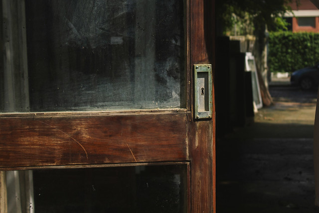 Porta com vidro e madeira maciça de correr - 124 x 215 cm - Othon Palace Hotel - Imagem 3