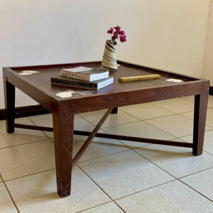 Mesa de centro de madeira e compensado, sem restauro - 70 x 70 cm